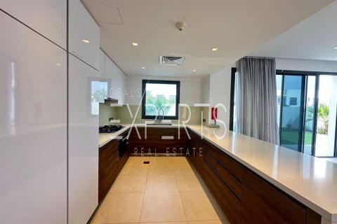 Villa de 4 dormitorios en Yas Acres, UAE No. 224254 6