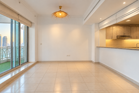 Apartment de 2 dormitorios en Dubai Marina, UAE No. 223483 4