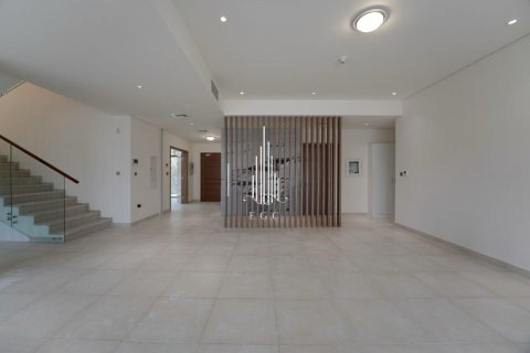 Villa de 4 dormitorios en  Yas Island, UAE No. 39110 6