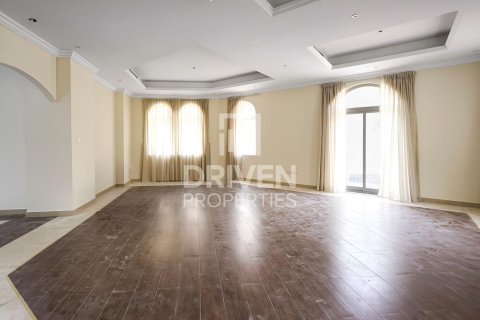 Villa de 5 dormitorios en The Villa, UAE No. 214969 3