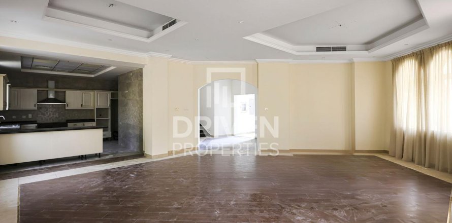 Villa de 5 dormitorios en The Villa, UAE No. 214969