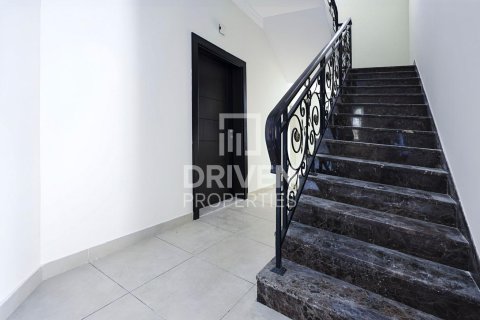 Villa de 5 dormitorios en The Villa, UAE No. 214969 12