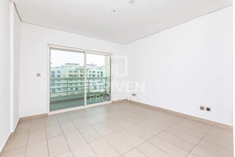 Дуплекс с 3 спальнями в Jumeirah Islands, ОАЭ №218106 4
