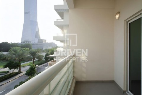Дуплекс с 3 спальнями в Jumeirah Islands, ОАЭ №218106 13