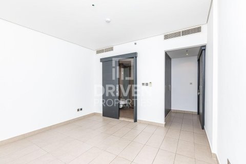 Дуплекс с 3 спальнями в Jumeirah Islands, ОАЭ №218106 5