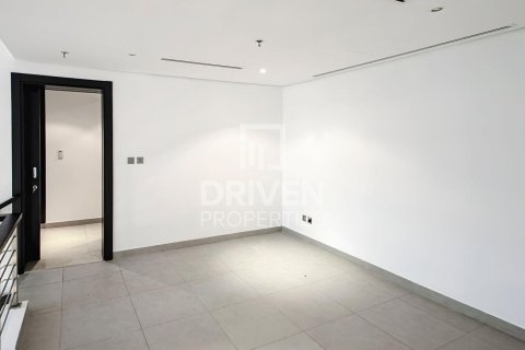 Дуплекс с 3 спальнями в Jumeirah Islands, ОАЭ №218106 8