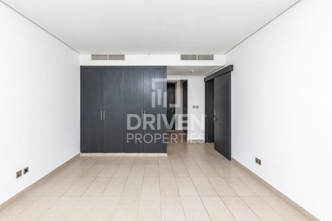 Дуплекс с 3 спальнями в Jumeirah Islands, ОАЭ №218106 6