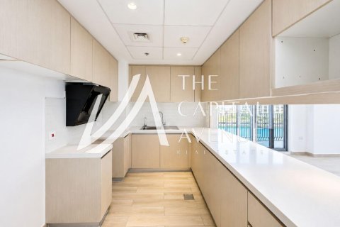 Apartment de 3 dormitorios en  Yas Island, UAE No. 215509 4