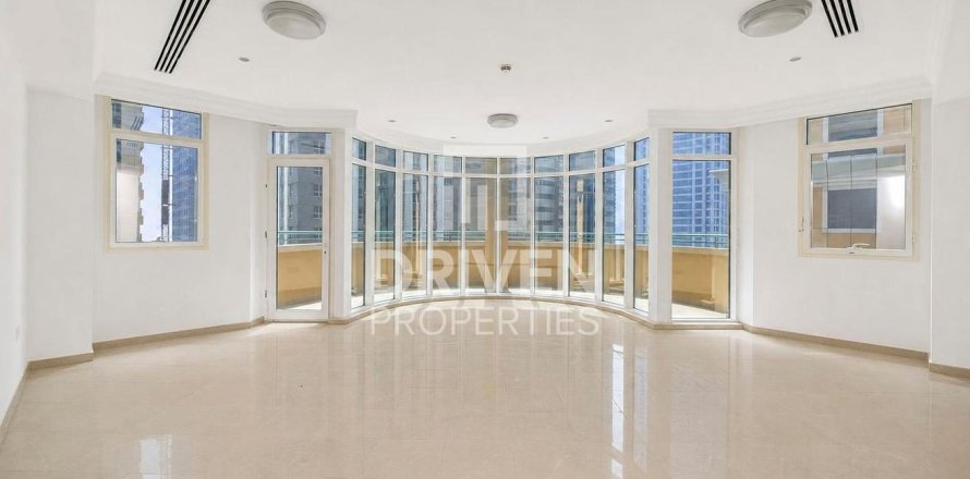 3 غرف نوم شقة في Marina Crown, الإمارات العربية المتحدة رقم 214269