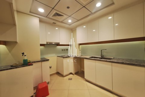 Apartment de 2 dormitorios en Al Khalidiya, UAE No. 20115 5
