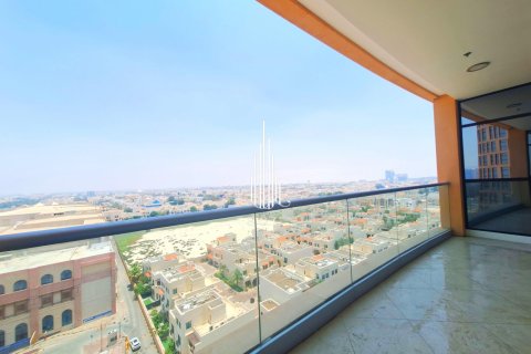 Apartment de 2 dormitorios en Al Khalidiya, UAE No. 20115 6