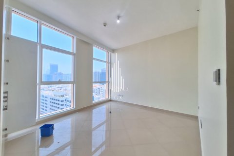 Apartment de 2 dormitorios en Al Khalidiya, UAE No. 20115 10