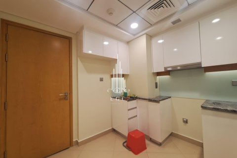 Apartment de 2 dormitorios en Al Khalidiya, UAE No. 20115 16