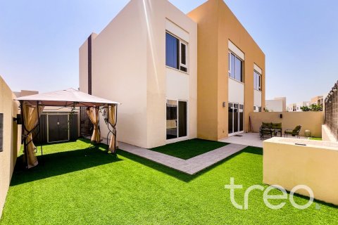 3 bedrooms Apartment in EMAAR South, UAE No. 220956
