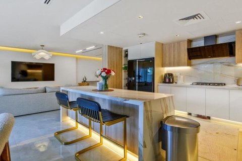 3 bedrooms Townhouse in Jumeirah Village Circle, UAE No. 213033 7