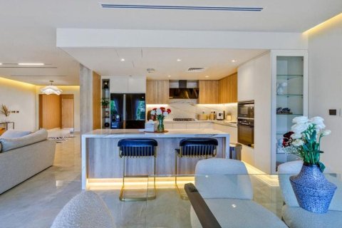 3 bedrooms Townhouse in Jumeirah Village Circle, UAE No. 213033 9