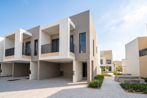 3 bedrooms Townhouse in Dubai, UAE No. 220276 3
