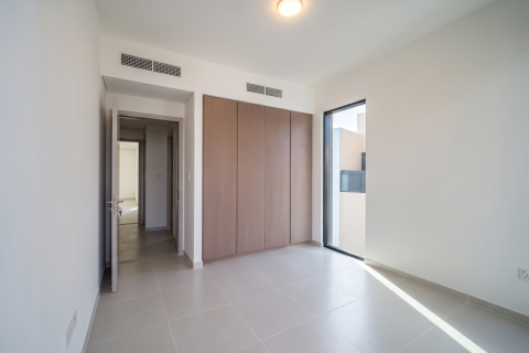 3 bedrooms Townhouse in Dubai, UAE No. 220276 8
