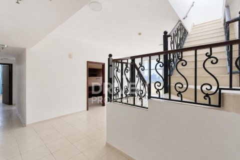 Apartment de 3 dormitorios en Royal Residence, UAE No. 217716 3