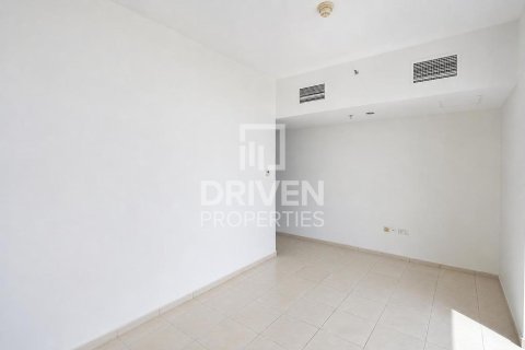 Apartment de 3 dormitorios en Royal Residence, UAE No. 217716 8