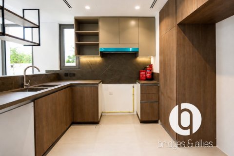 Вилла с 4 спальнями в Tilal Al Ghaf, ОАЭ №224356 7