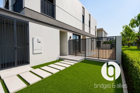 Вилла с 4 спальнями в Tilal Al Ghaf, ОАЭ №224356 4