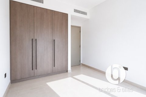 Вилла с 4 спальнями в Tilal Al Ghaf, ОАЭ №224356 14