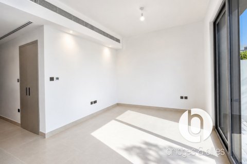 Вилла с 4 спальнями в Tilal Al Ghaf, ОАЭ №224356 6