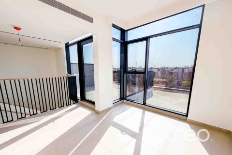 Villa de 3 dormitorios en Mudon, UAE No. 222712