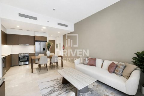 Apartment de 2 dormitorios en Opera District, UAE No. 221539 3
