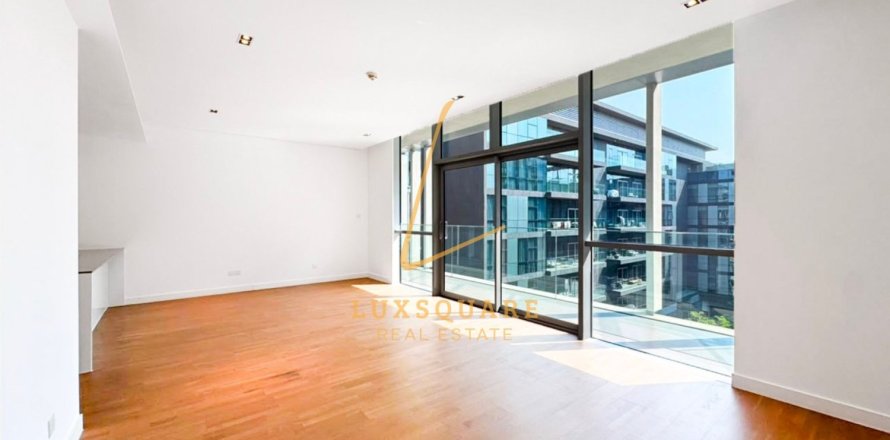 2 bedrooms Apartment in Al Wasl, UAE No. 213383