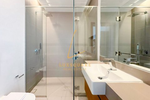 2 bedrooms Apartment in Al Wasl, UAE No. 213383 11