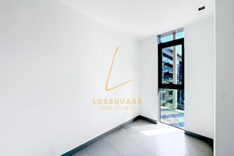 2 bedrooms Apartment in Al Wasl, UAE No. 213383 17