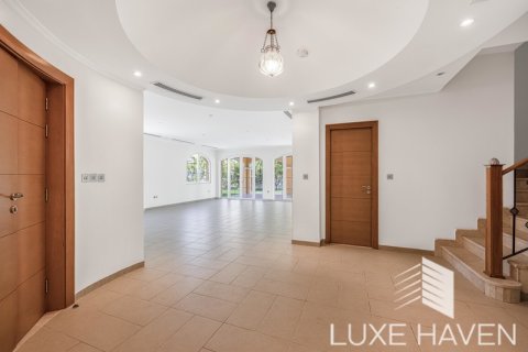 5 غرفة نوم  فيلا في Legacy, الإمارات العربية المتحدة رقم 9406 3