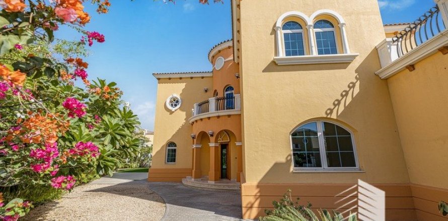 5 غرفة نوم  فيلا في Legacy, الإمارات العربية المتحدة رقم 9406
