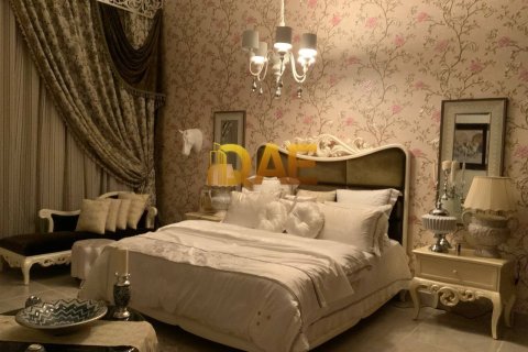 Villa de 16 chambres à Al Twar, UAE No. 3747 15