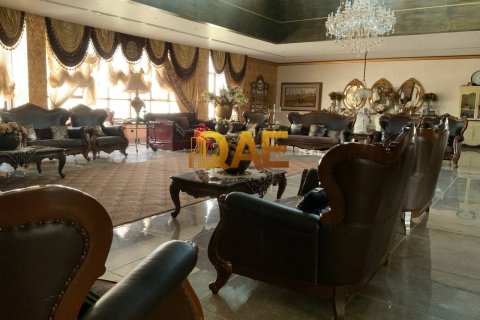 Villa de 16 chambres à Al Twar, UAE No. 3747 22