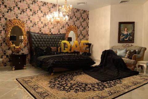 Villa de 16 chambres à Al Twar, UAE No. 3747 25