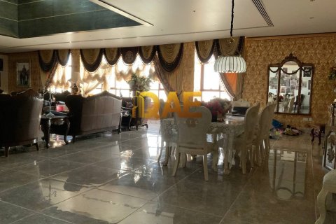 Villa de 16 chambres à Al Twar, UAE No. 3747 13