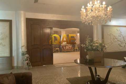 Villa de 16 chambres à Al Twar, UAE No. 3747 11