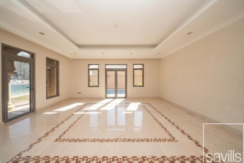 Вилла с 5 спальнями в Garden Homes, ОАЭ №206006 16