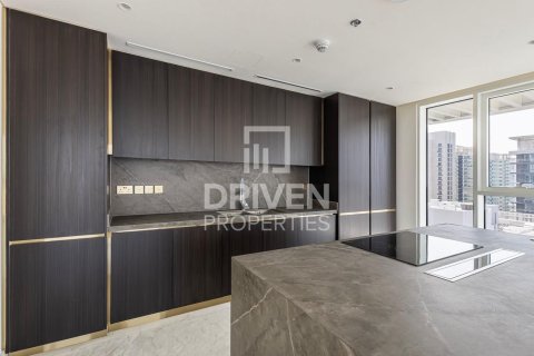 4 غرف نوم شقة في EMAAR Beachfront, الإمارات العربية المتحدة رقم 215066 8