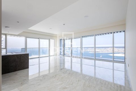 4 غرف نوم شقة في EMAAR Beachfront, الإمارات العربية المتحدة رقم 215066