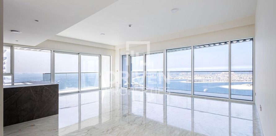 4 غرف نوم شقة في EMAAR Beachfront, الإمارات العربية المتحدة رقم 215066