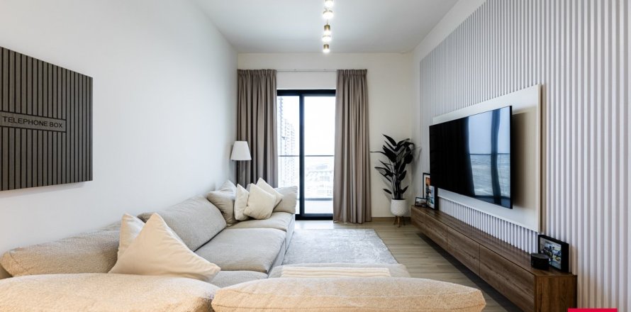 2 bedrooms Apartment in Dubai, UAE No. 203152