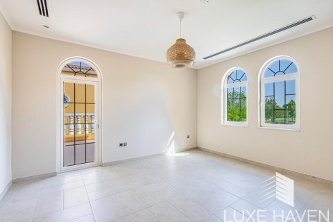Villa de 5 dormitorios en Legacy, UAE No. 10491 12