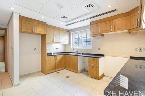 Villa de 5 dormitorios en Legacy, UAE No. 10491 6
