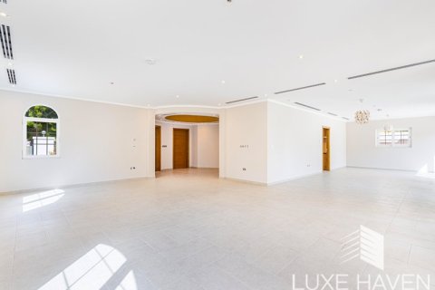 Villa de 5 dormitorios en Legacy, UAE No. 10491 3