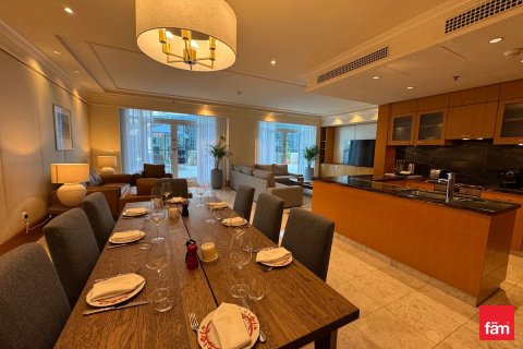 2 bedrooms Apartment in DIFC, UAE No. 159595 20