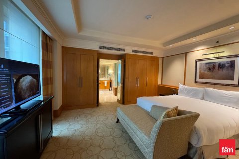 2 bedrooms Apartment in DIFC, UAE No. 159595 6